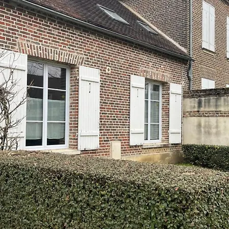 Apartment Le Petit Cocon Au Calme Avec Place De Parking