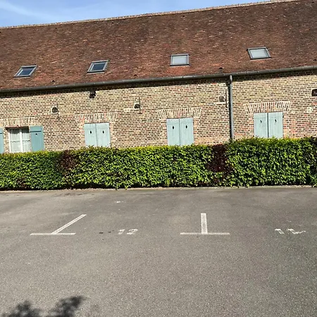 Le Petit Cocon Au Calme Avec Place De Parking Apartment