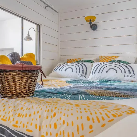 Le Petit Cocon Au Calme Avec Place De Parking *