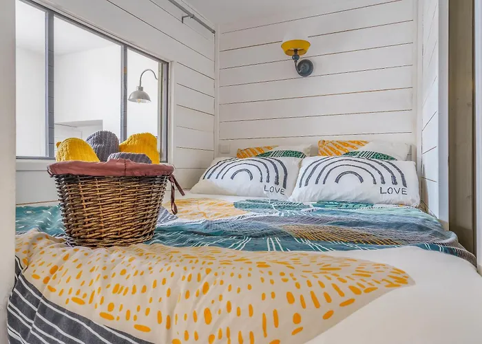 Le Petit Cocon Au Calme Avec Place De Parking *